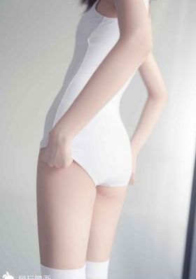 少妇午夜一级艳片欧美精品_BD国语完整视频观看