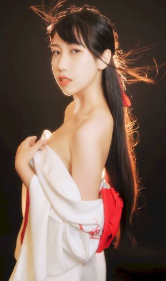 亚洲人成影视在线_青苹果乐园免费高清观看